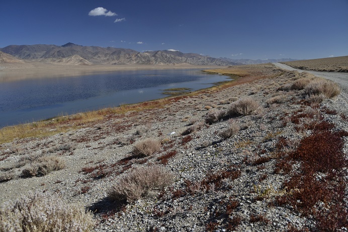 lake-rangkul-tadzjikistan